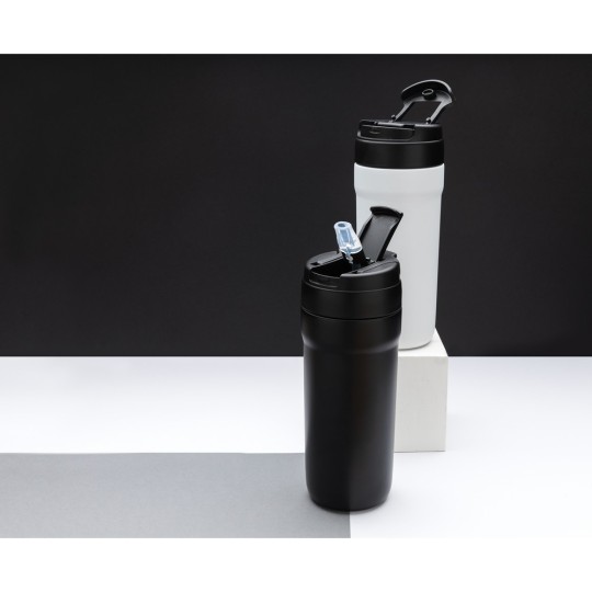 Butelka sportowa 670 ml ze stali nierdzewnej z recyklingu Butelka sportowa 670 ml ze stali nierdzewnej z recyklingu