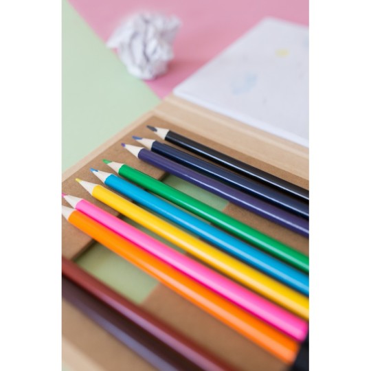 Zestaw kredek, notatnik | Paddy