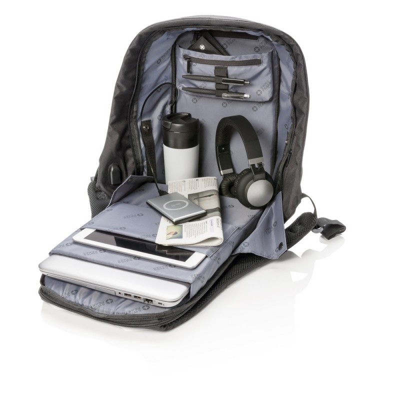 Plecak chroniący przed kieszonkowcami Swiss Peak AWARE™ RPET